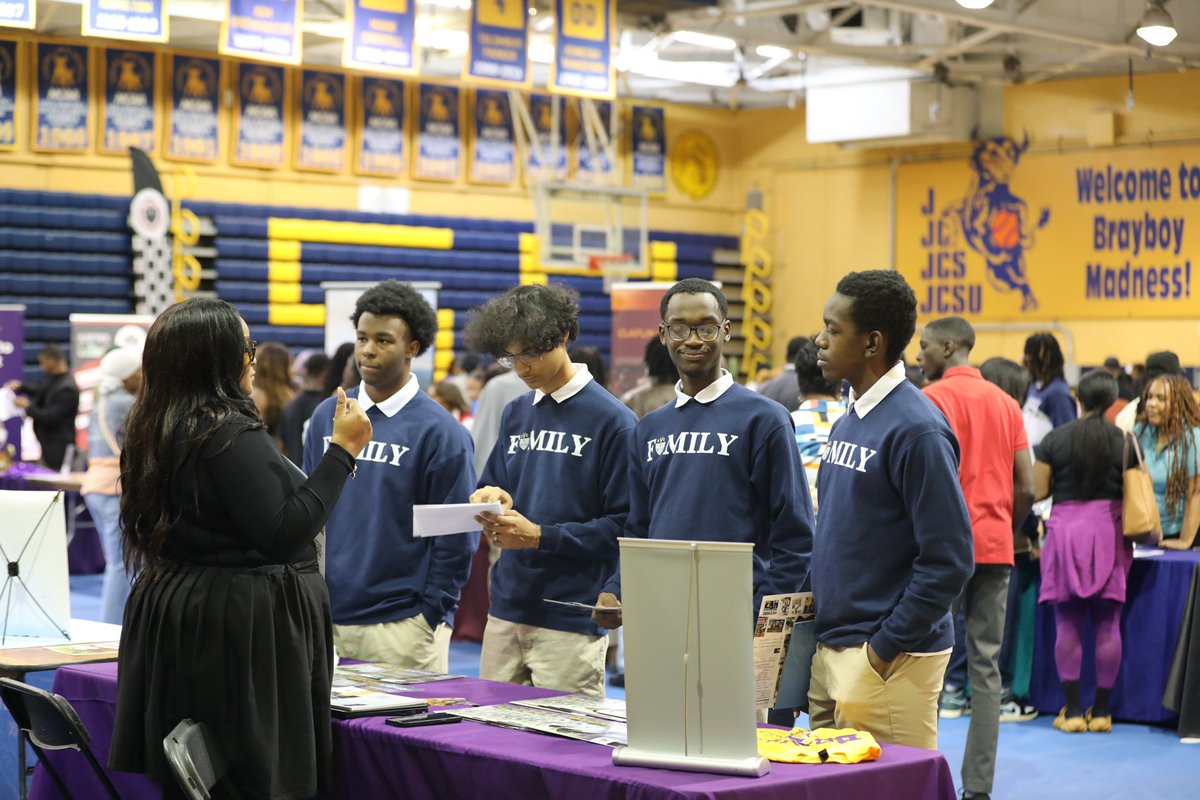 The North Carolina <a href="/BlkCollegeExpo/">Black College Expo™</a> at JCSU was a huge success! Students met 50+ colleges, earned acceptances &amp; scholarships, and explored new opportunities.

BMF actor Da’Vinchi made a surprise appearance, meeting President Kinloch, Mr. &amp; Miss JCSU &amp; excited students!

#JCSU