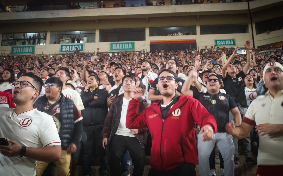Universitario's tweet photo. 𝗘𝘀𝘁𝗲 𝘀𝗮́𝗯𝗮𝗱𝗼, 𝗻𝘂𝗲𝘃𝗮𝗺𝗲𝗻𝘁𝗲 𝗷Ⓤ𝗻𝘁𝗼𝘀 𝗲𝗻 𝗰𝗮𝘀𝗮 🫶

🎟️ ¡Que las tribunas del Monumental U Marathon sean una fiesta! 👉 https://t.co/xnAsYahmWP 

#LaGarraDelÚnicoGrande https://t.co/FU4Eix7eCN