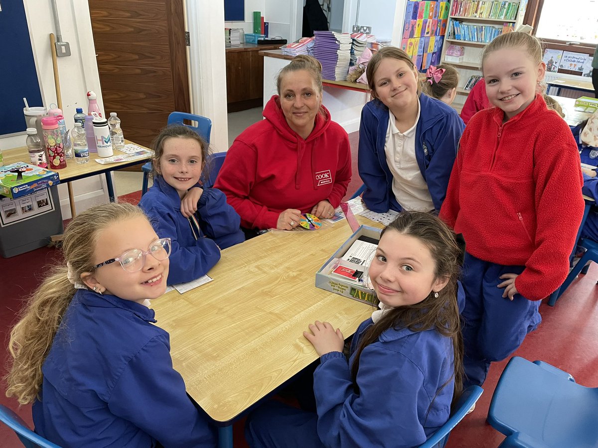 stpatricksgnslk's tweet image. Our #Time2Count Maths Games programme with @CookMedLimerick  &amp;amp; @BITC continue for 3rd Class each Thursday at 11am. Our pupils really enjoy playing #MathsGames with their @CookMedical volunteers.