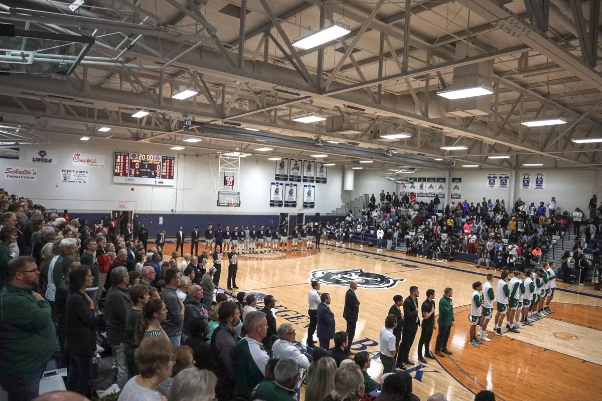 Blessed to receive an offer from Lincoln University of Missouri! Big thanks to <a href="/Ahouston5/">Addae Houston</a> and the coaching staff for the opportunity. Go Blue Tigers! 💙🐅 #BlueTigerPride #HBCU #Blessed #AGTG <a href="/LUMO_WBB/">LUMO Women’s Basketball</a> <a href="/Msskayd/">LaShawna Smith</a>