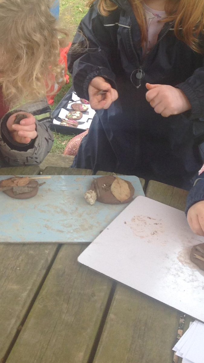 WeatherstonJane's tweet image. Forest school Fridays are back. I have really missed doing these sessions and it’s been great to get them up and running with the oldest nursery children working with reception at my new school. This week we are getting ready for spring. Caring for the beans that we planted,…