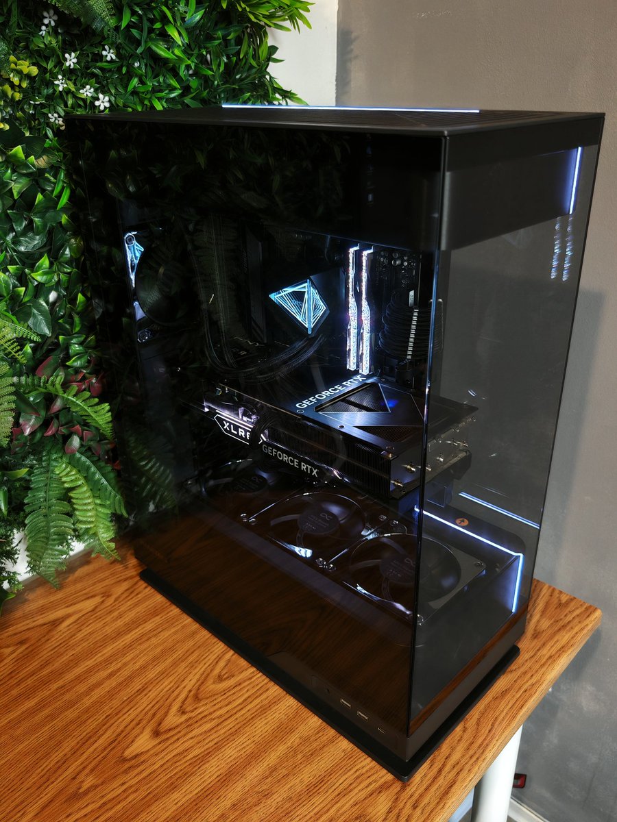 Corlitech's tweet image. New build with @Phanteks evolv x2
- 4080 super xlr8 @pnytechgaming
- 7800x3d @AMD_France
- trident z royal @gskillgaming
- I360 @msifrance