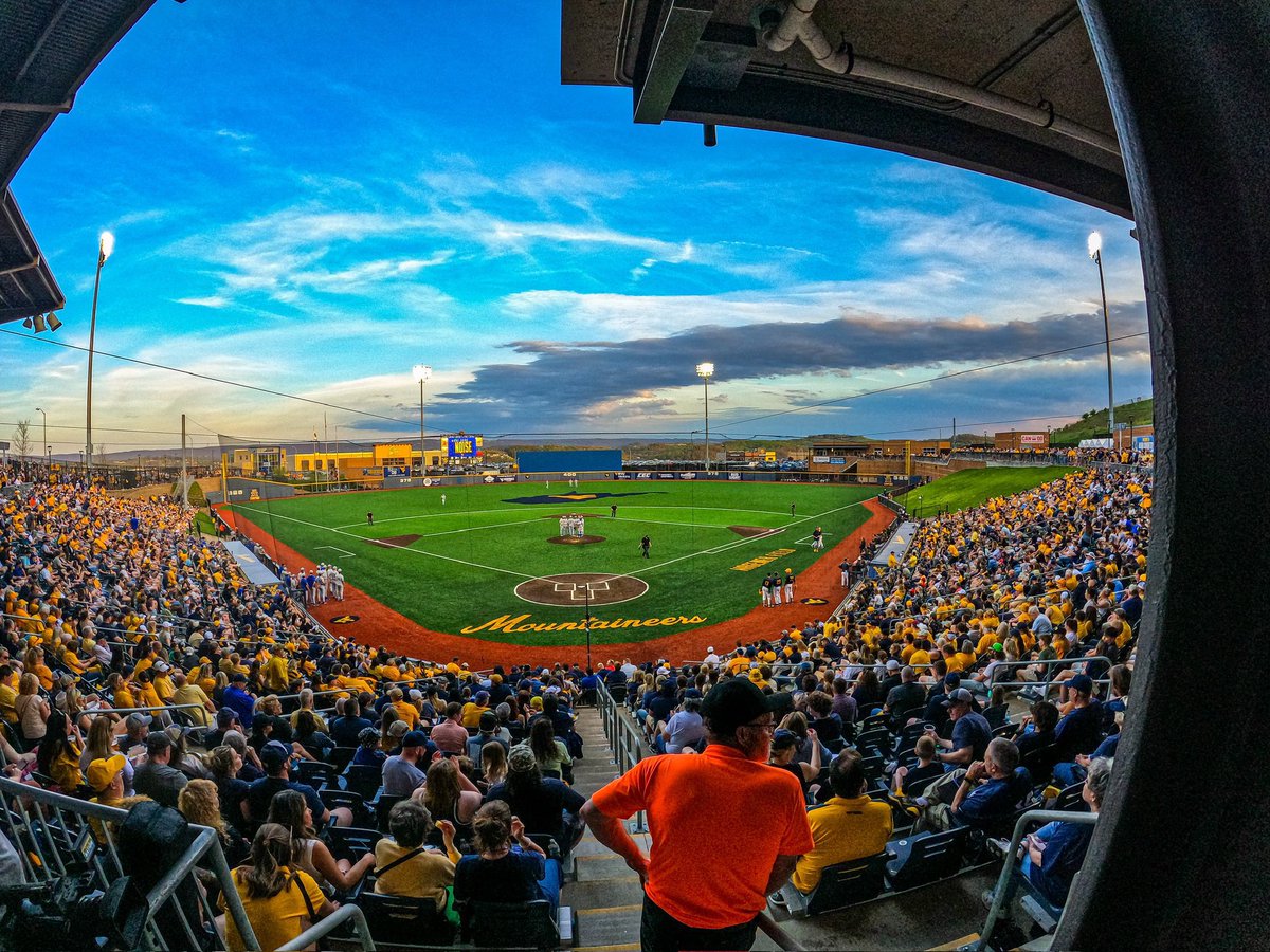 WVUbiomechanics's tweet image. A job opportunity unlike anywhere in the country.
Be part of @WVUBaseball and the School of Sport Sciences.
Apply now.
wvu.taleo.net/careersection/…