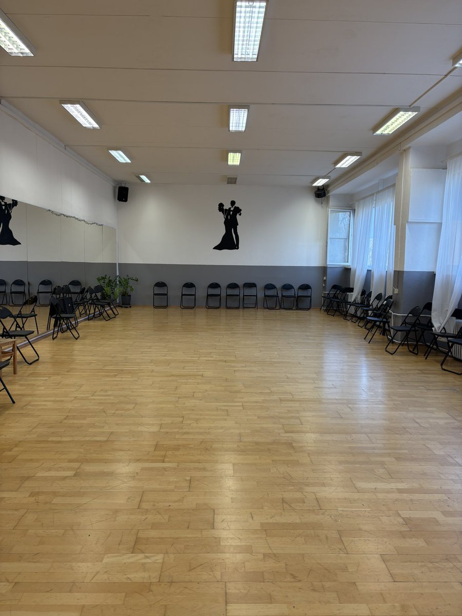andydalziell's tweet photo. And there it is…..day 3 complete with progress in my Slovakian! Then the calm returns to our room. Thank you to all participants for your endless efforts! #bilateralintegration https://t.co/kPHp1FFUGK