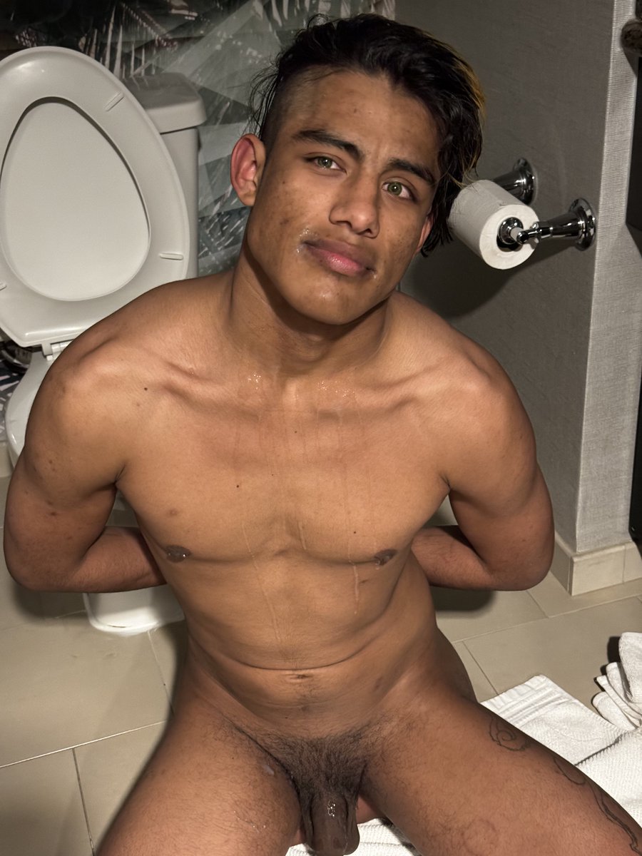 PupKhal's tweet photo. @Dadlander_ Yessir are you currently taking applications for this role? https://t.co/grKJWSJtY6