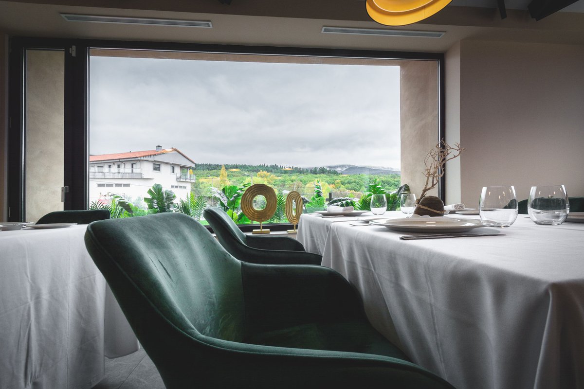 Refúgiate del frío y la lluvia en La Plata, donde siempre te espera un ambiente cálido y la mejor comida. 

📍 Restaurante La Plata | Béjar
📅 Reserva tu mesa aquí: 🔸 restaurantelaplata.com/reservas
📞 Llámanos: 923 40 02 82
🏠 Dirección: C/ Recreo, 93, Béjar, Salamanca

#LaPlataBéjar