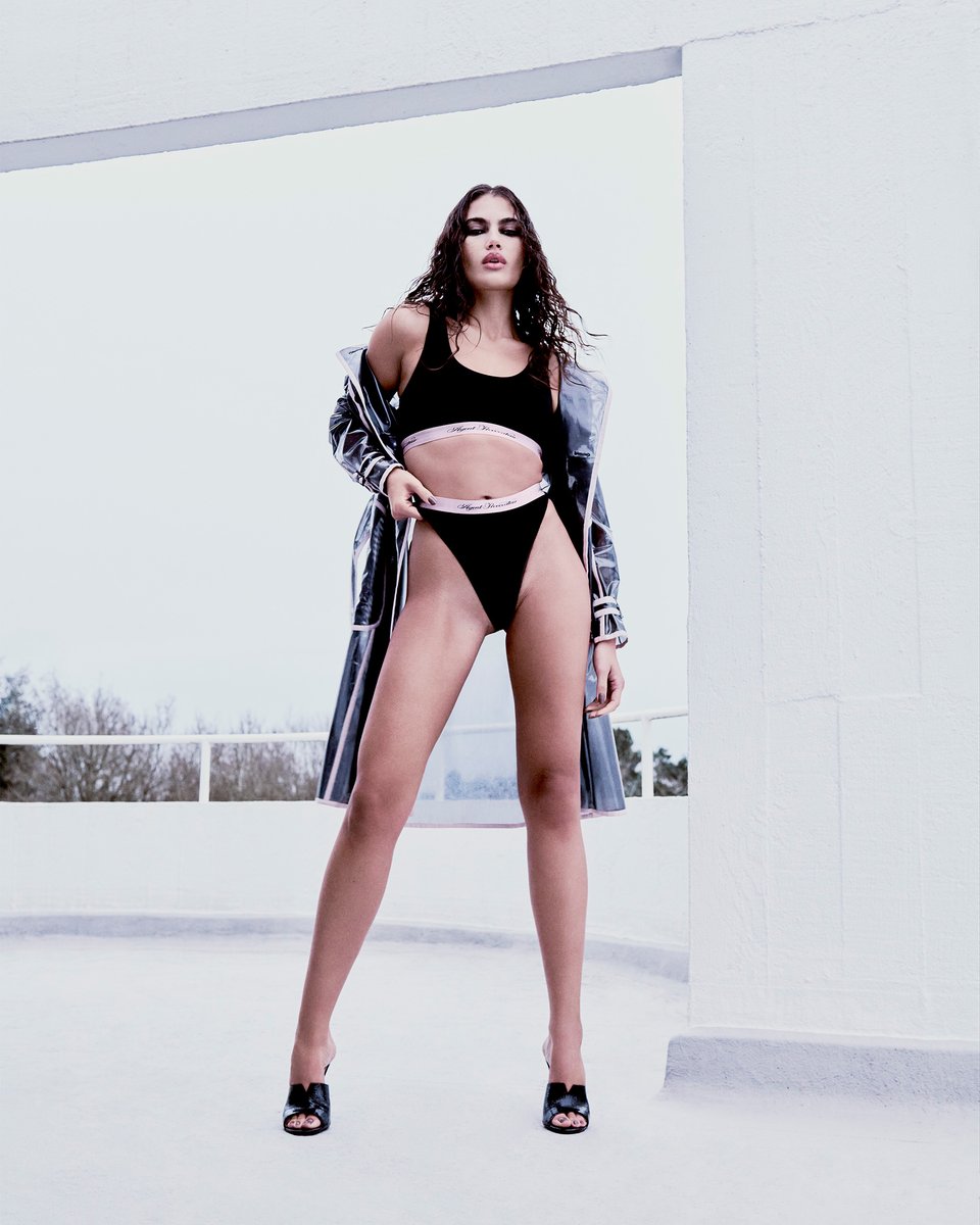 Classically AP.

Tap to explore- agentprovocateur.store/4bRWHVm
 
#RawPower
#AgentProvocateur
#KnickersForever