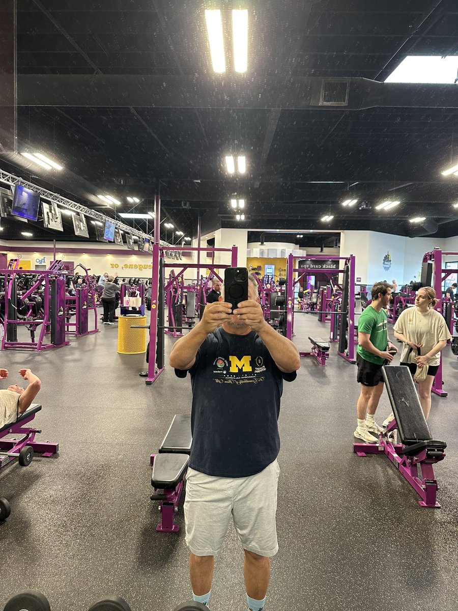 Turning Eugene Maize and Blue!!

Maybe a little Red also🤣🤣🇺🇸🇺🇸