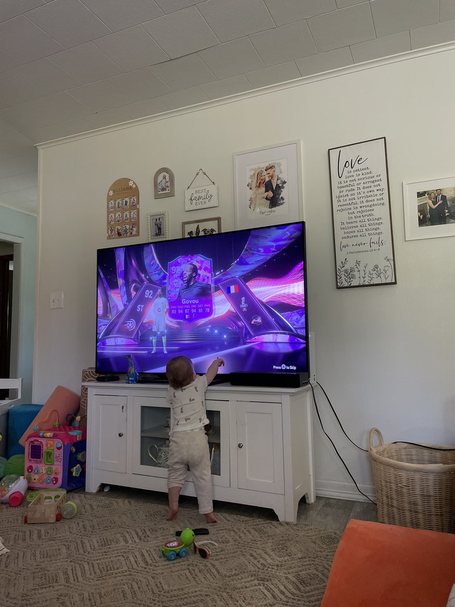 Coach Daniel Foster tweet media