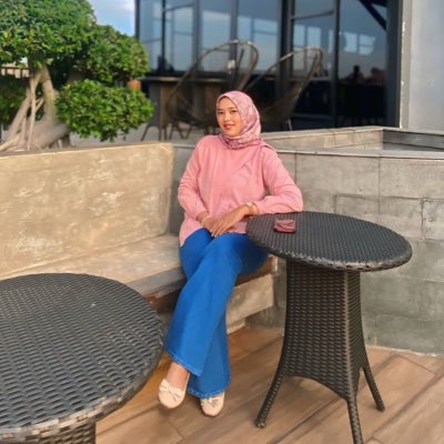 desviisna's tweet photo. #FotoProfilBaru https://t.co/kh8ITOpmQM