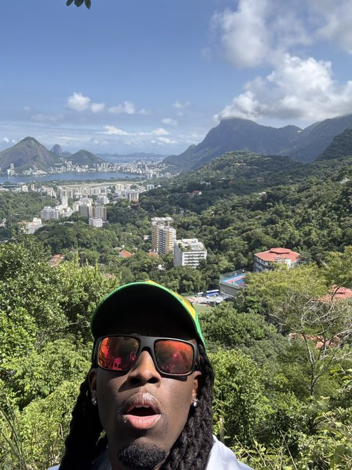 neverlie's tweet photo. BEST MOMENTS OF KAI CENAT IN BRAZIL 🇧🇷 

A THREAD 🧵 https://t.co/tzG5skjigr