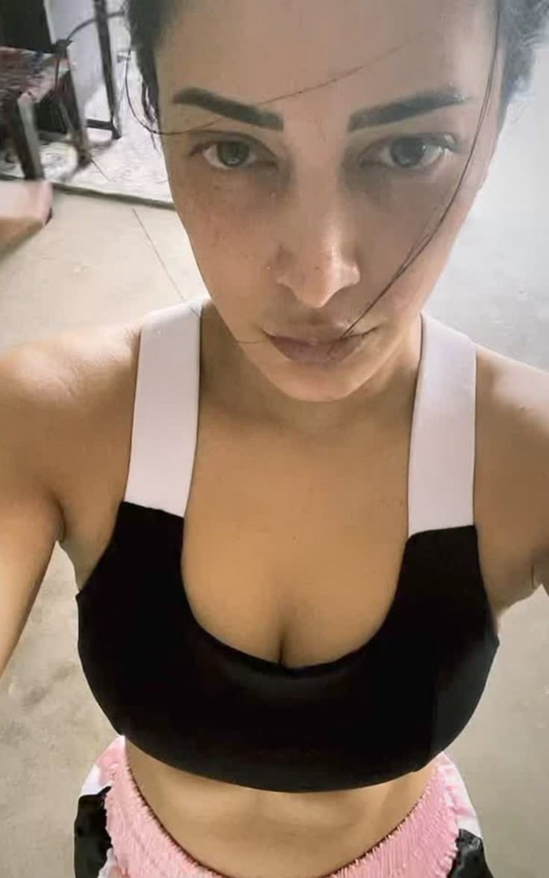 GmlGGkGbMAA6JTr?format=jpg&name=large