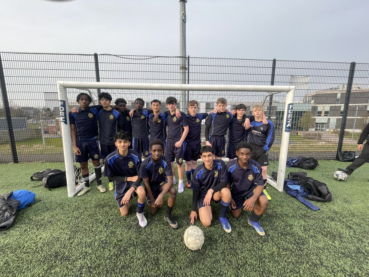 msj_pe's tweet photo. We finish the week with our Year 10's ending up 6-4 winners against @EssaHealth.

Yosef H x2 
Billy H x 2
Luke M x1 
Farhaan R x 1 

POTM Bill H. Well done to all MSJ teams this week. 🙌🏾🙌🏾@MSJBolton https://t.co/COtpytQ13g