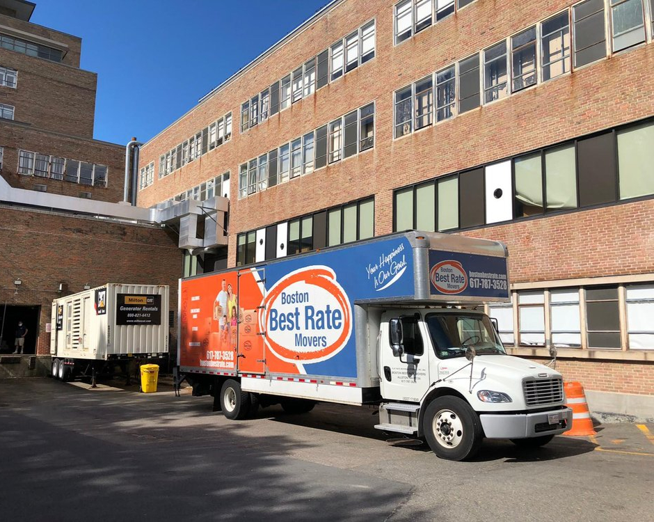 best_rate_mover's tweet image. Moving your Boston office? 🏢✨ Boston Best Rate Movers handles your packing with care! 📦💼 Our team moves delicate electronics to heavy furniture. 🧑‍💻🛠️ Enjoy a smooth transition! 🚚🎉 #OfficeMoving #ProfessionalPacking