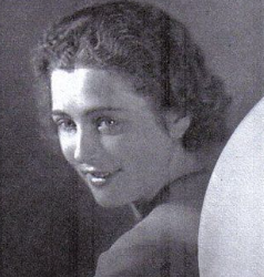 In the 1930s, Friedl Gärtner was a key Austrian spy working for British Intelligence to infiltrate Nazi networks in the UK.

She played a dangerous game of double-cross deception.

This is her story:
(🧵)