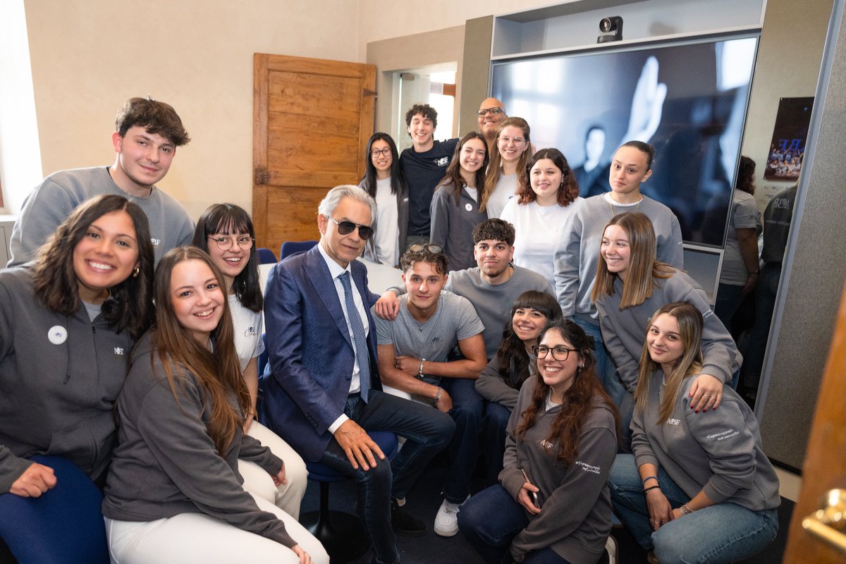 Andrea Bocelli Foundation (@abfoundation) on Twitter photo Con l’inaugurazione della nuova ala del Palazzo di San Firenze, sede di Andrea Bocelli Foundation, dedicata al grande progetto “ABF Globalab”, prendono vita ulteriori spazi laboratoriali destinati all’educazione e alla creatività.
<a href="/AndreaBocelli/">Andrea Bocelli</a> Con l’inaugurazione della nuova ala del Palazzo di San Firenze, sede di Andrea Bocelli Foundation, dedicata al grande progetto “ABF Globalab”, prendono vita ulteriori spazi laboratoriali destinati all’educazione e alla creatività.
<a href="/AndreaBocelli/">Andrea Bocelli</a>