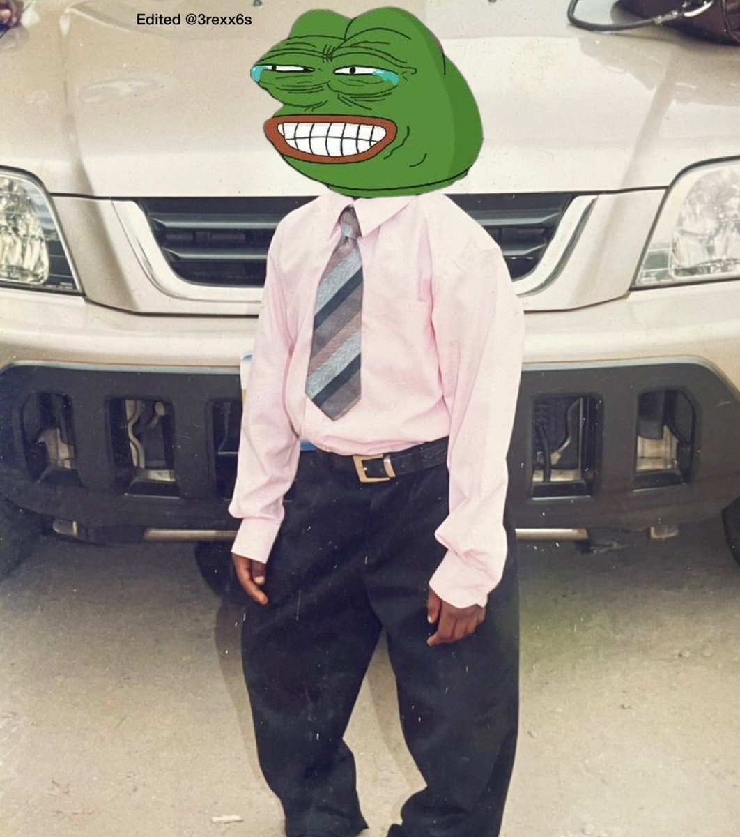 seetclass27's tweet photo. After walking under FUTA hot sun 
Make we cum still stand with you 😏
Leg dey pain us abeg 😂
we go day with the agenda 😄 https://t.co/m1iY87rAxT