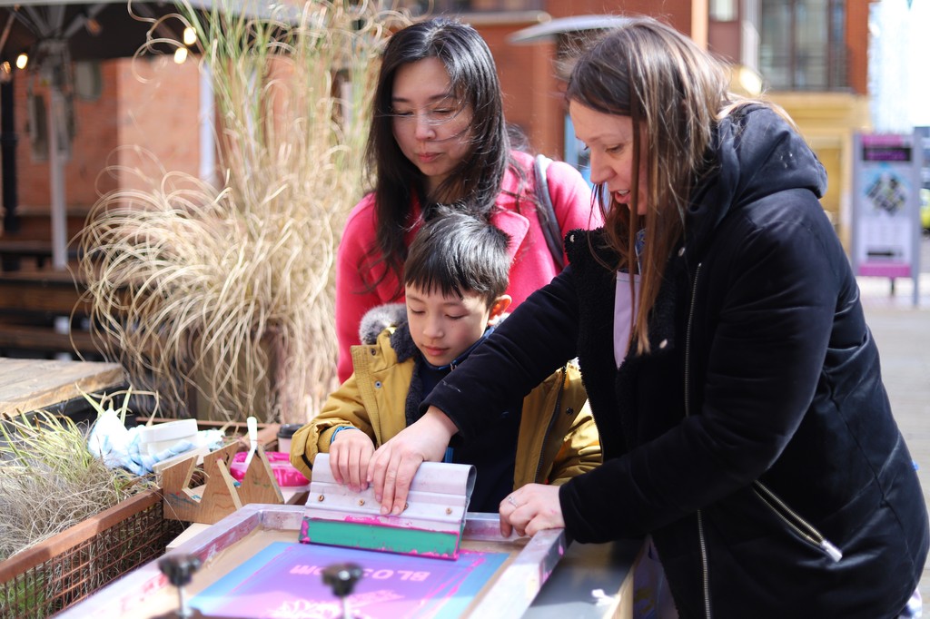 Join us as we follow the Japanese tradition of Cherry Blossom viewing and host a free art picnic on Oozells Square!

Sunday 23 March, 12-3pm. Free entry, just drop in.

Learn more: tinyurl.com/4jnz4szn

Supported by @brindleyplace

#ThingsToDo #Birmingham #Blossomwatch