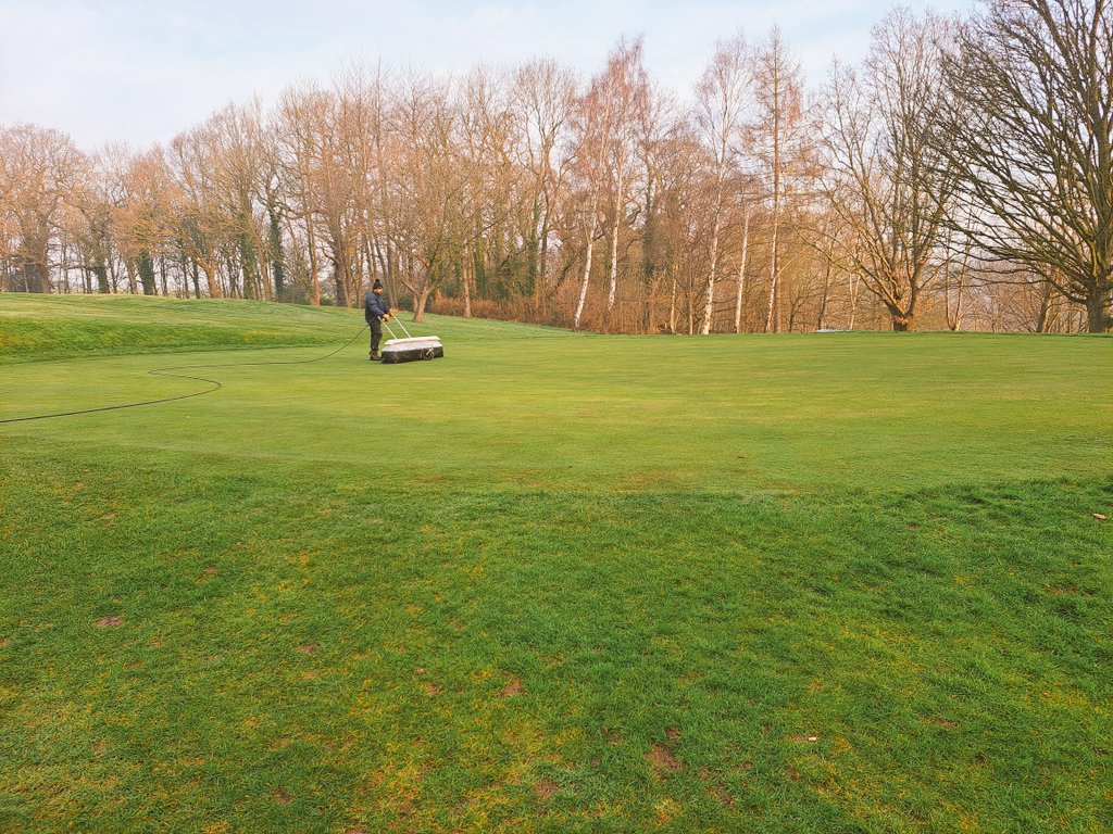 Today's little cocktail, following on from yesterday's maintenance work #rocastem #plantmax #ultimax <a href="/terralift/">Terralift</a> <a href="/AitkensAdam/">Adam C Aitkens</a> <a href="/Aitkens_turf/">𝔸𝕀𝕋𝕂𝔼ℕ𝕊</a> #soilbiology #greenkeeping