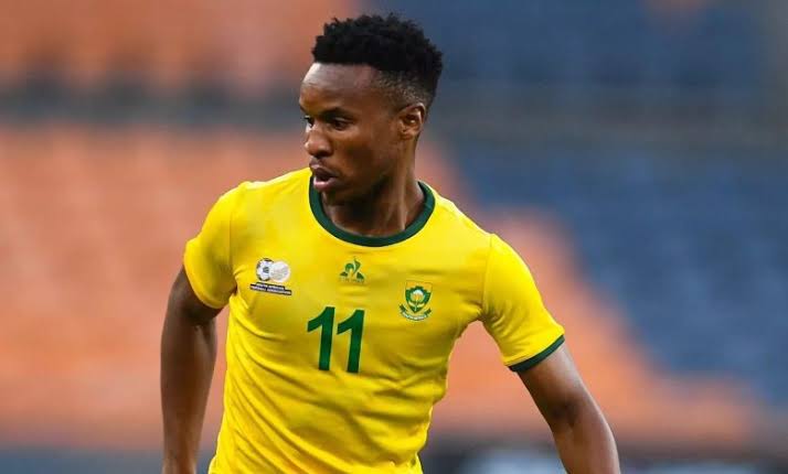 ShakesRampedi's tweet photo. The missing key 🔑 

Themba Mshishi Zwane ✅️

#WorldCupQualifiers https://t.co/sPr8RKnD3b