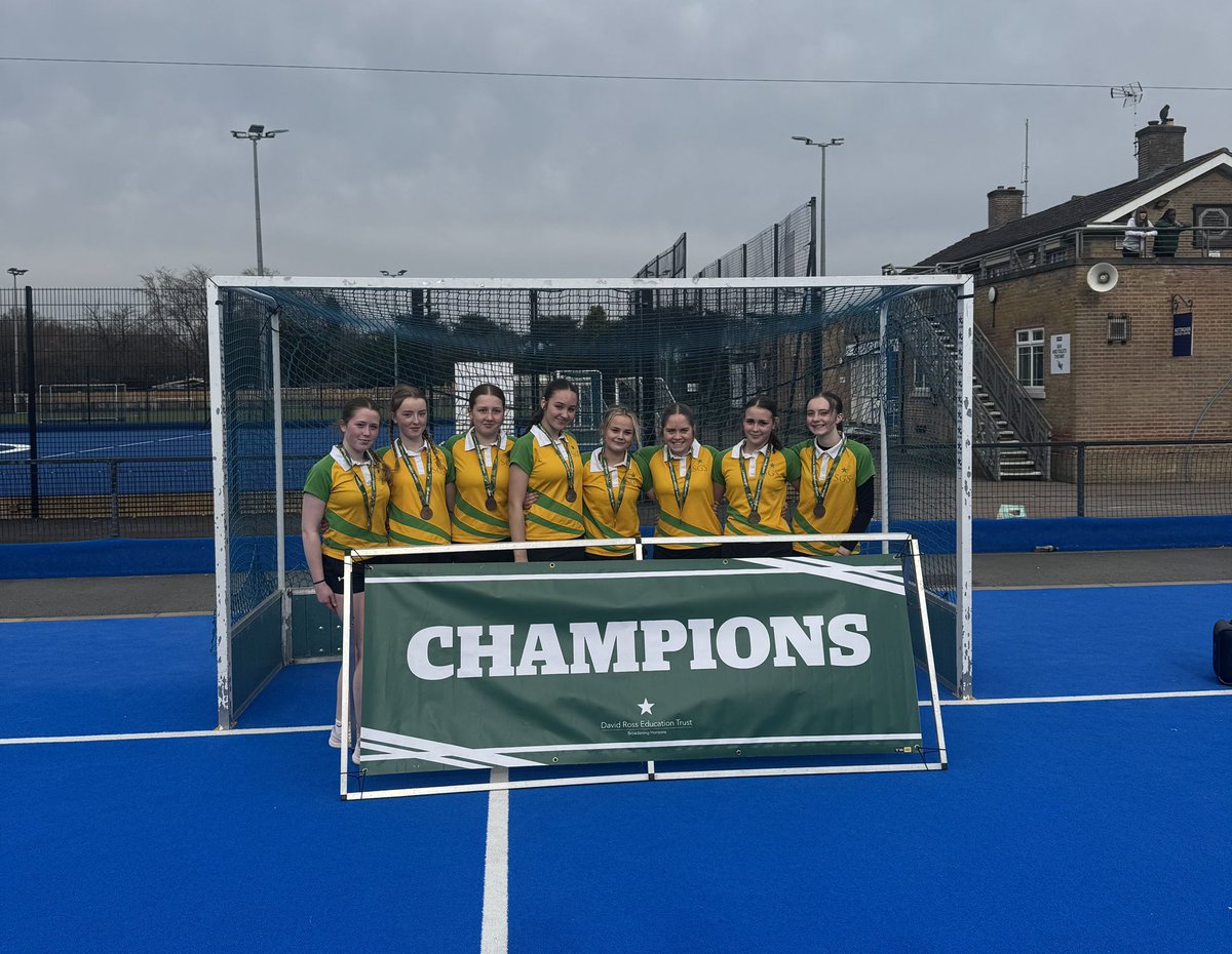 SGS_PE's tweet photo. Today it was the turn of our U15 Hockey team to compete in the DRET Spring Cup. In the Cup 3rd/4th play off it ended 0-0 after extra time. However, they all returned will bronze medals after winning the match on penalty strokes!๐ฅWell deserved, well done #TeamSGS ๐๐ https://t.co/C0lkwbfR4p