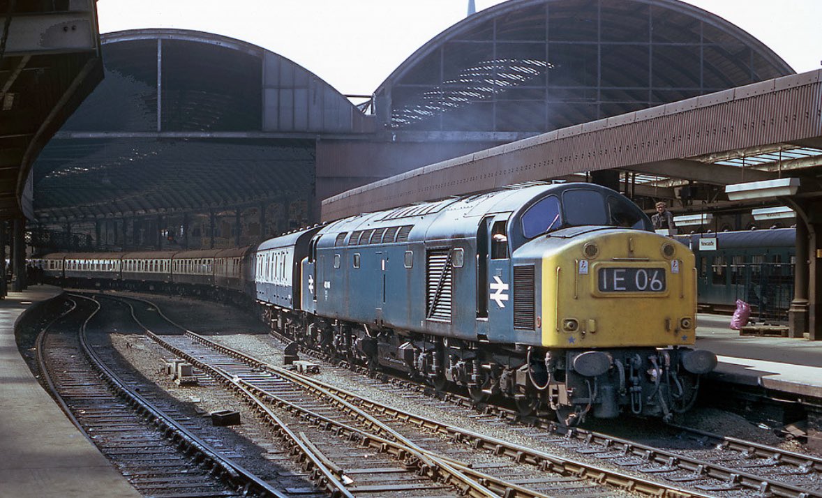 40146 at Newcastle 8th June 1975 #FortiesOnFriday

📸 Pete Robins