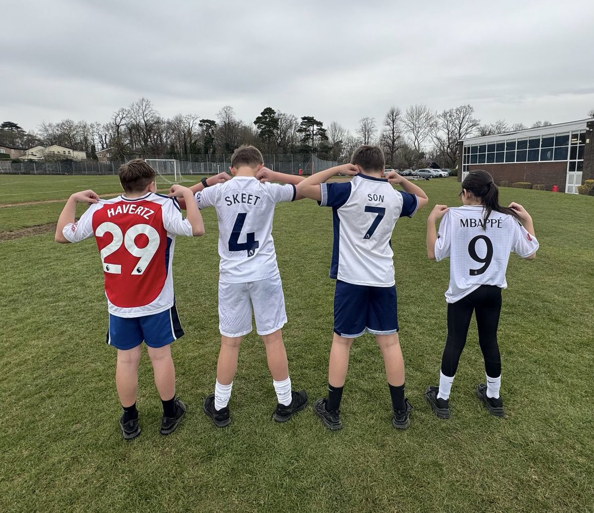 Huge well done to <a href="/RBAcad/">Robert Barclay Academy (RBA)</a> Yr7-9 students who took part in a sponsored run for <a href="/comicreliefsch/">Comic Relief Schools</a> this week raising a fantastic £1028! Special mention to Jake who completed over 3 miles, his fastest mile recorded at 5min52! Pankhurst winners of House Competition for most raised. 👏👏