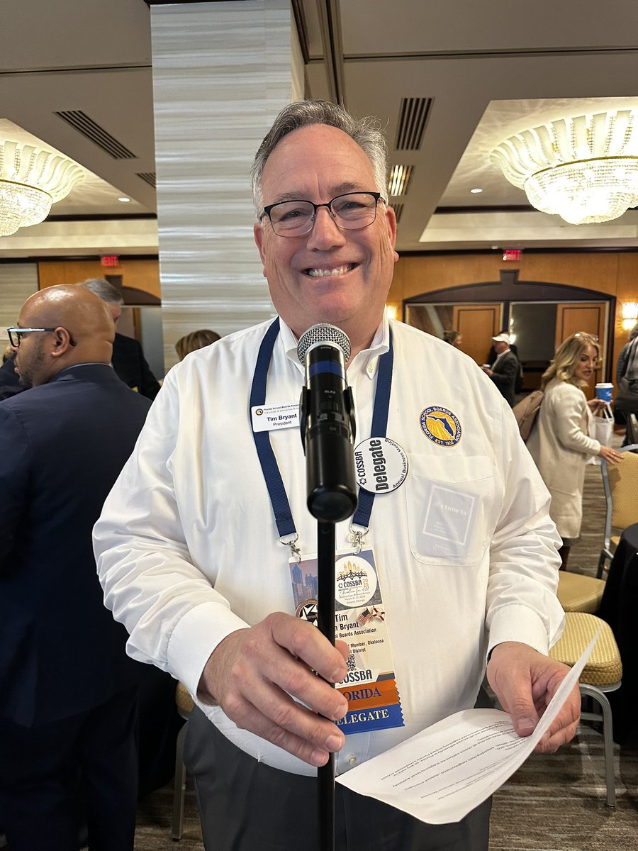 President Tim Bryant (Okaloosa), as Florida’s voting delegate, prepares to present FSBA Amendment 1 to COSSBA Bylaws.