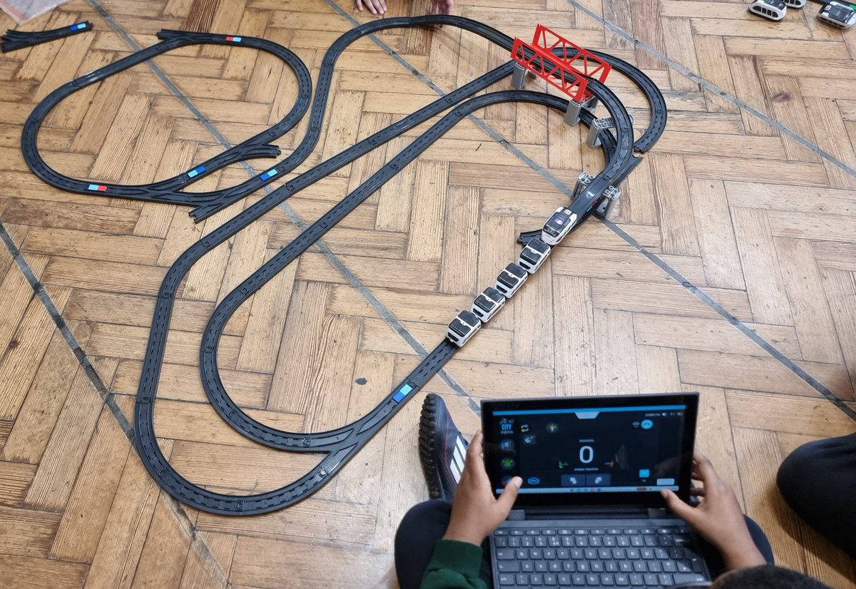 TsuiAllen's tweet photo. Looking forward to presenting @intelino #EngineuityChallenge workshop @QPrimary on Thursday 27 March 2025. https://t.co/QUuTG82zbW