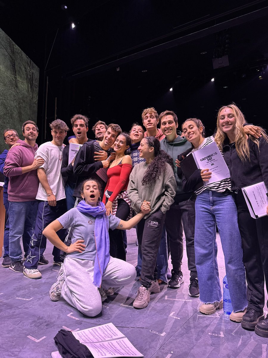 eldiadelamarmota_elmusical tweet media