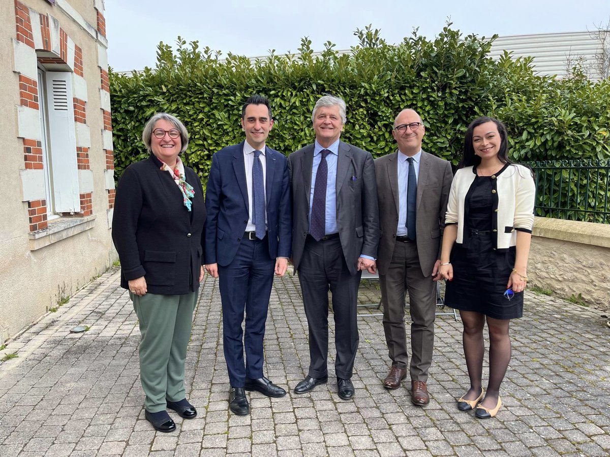 Ambre Louisin tweet media