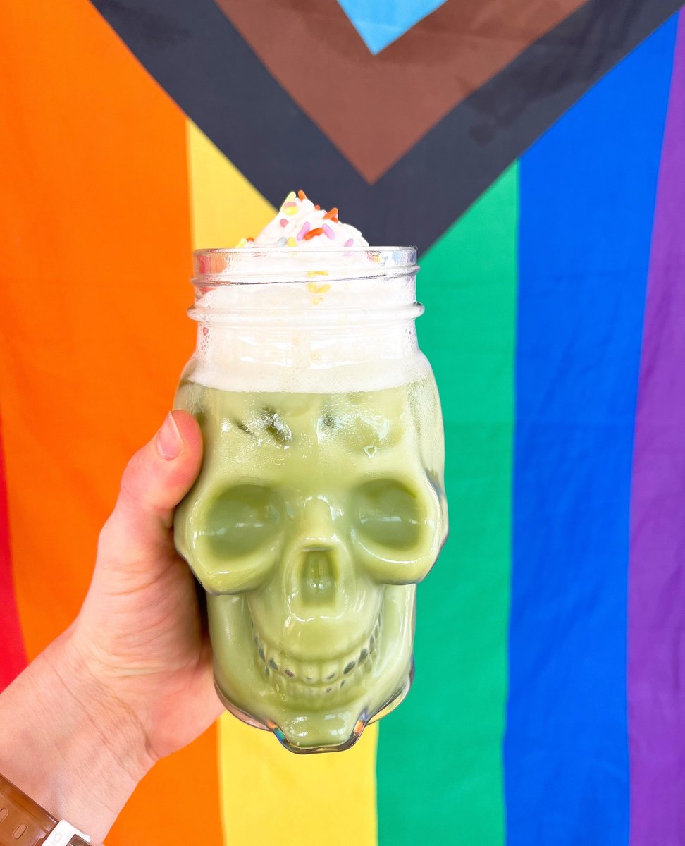 Meet the "Glamrock Shake" 🍀 Our take on the Shamrock Shake, created by an evil corporation that shall not be named 😉 Made with matcha, organic, and your choice of plant based milk, this the perfect afternoon pick me up for your Friday. Come see us and try one for yourself!