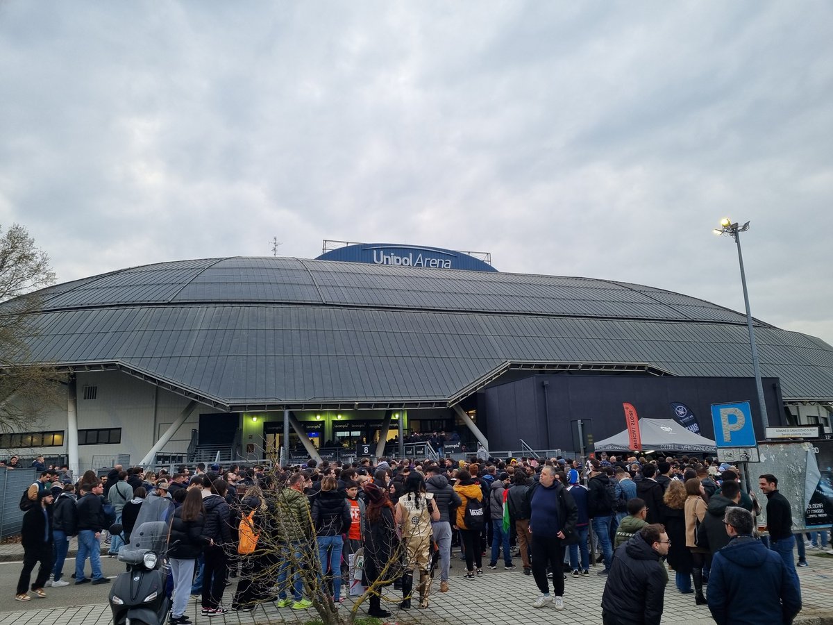 Tom (@silverstar737) on Twitter photo Friday Night Smackdown live in Bologna 🇮🇹 #WWEBologna <a href="/WWEDeutschland/">WWE Deutschland</a> <a href="/SpotfightDE/">Spotfight - Wrestling News, Podcasts & Dokus</a> <a href="/KrisMelzig/">Kris</a> <a href="/Peter_ohne_T/">PRO</a> <a href="/TobiTextet/">Tobias Enke</a> #MarcelOhneX Friday Night Smackdown live in Bologna 🇮🇹 #WWEBologna <a href="/WWEDeutschland/">WWE Deutschland</a> <a href="/SpotfightDE/">Spotfight - Wrestling News, Podcasts & Dokus</a> <a href="/KrisMelzig/">Kris</a> <a href="/Peter_ohne_T/">PRO</a> <a href="/TobiTextet/">Tobias Enke</a> #MarcelOhneX