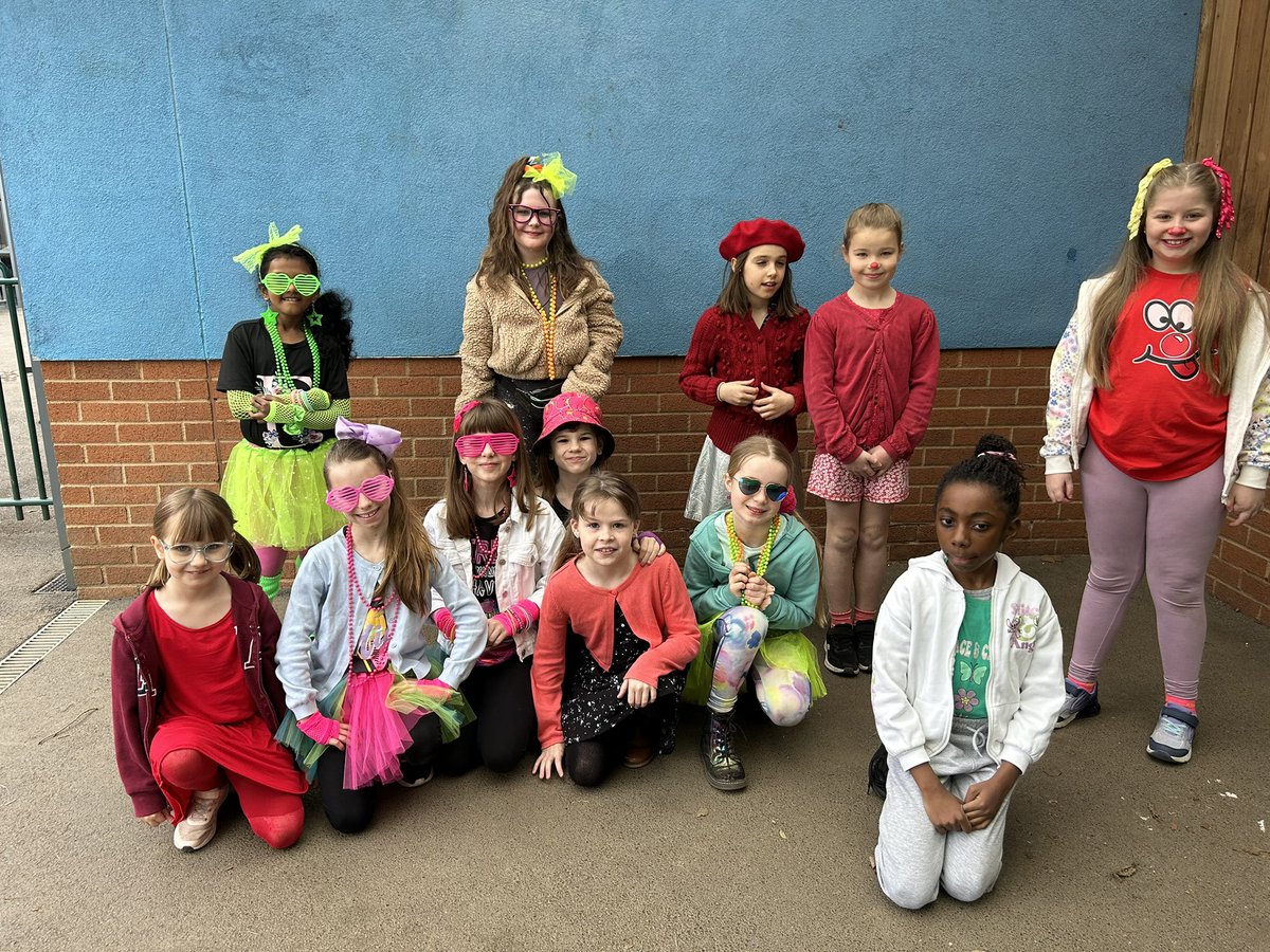 tyningsschool's tweet photo. A great effort from Team Tynings, and especially Y3/4 for #RedNoseDay https://t.co/PeymVIst5A