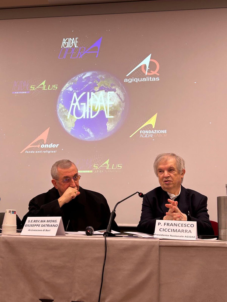 NICOLAMERCURIO3's tweet photo. Il mio intervento al Convegno AGIDAE con l’Arcivescovo di Bari, 𝗠𝗼𝗻𝘀. 𝗚𝗶𝘂𝘀𝗲𝗽𝗽𝗲 𝗦𝗮𝘁𝗿𝗶𝗮𝗻𝗼, il D.G. USR Puglia, 𝗗𝗼𝘁𝘁. 𝗚𝗶𝘂𝘀𝗲𝗽𝗽𝗲 𝗦𝗶𝗹𝗶𝗽𝗼, e del Sost. Procuratore Gen. Cassazione, 𝗗𝗼𝘁𝘁. 𝗙𝘂𝗹𝘃𝗶𝗼 𝗕𝗮𝗹𝗱𝗶. https://t.co/r8DUmGjlUd