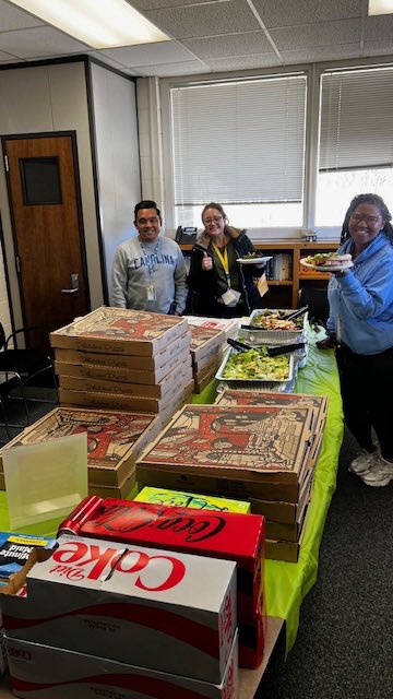 Huge thanks to our amazing PTA for the delicious pizza and salad lunch for our staff! 🍕🥗 You truly know how to show appreciation. ❤️ #PTA #PizzaLunch #ThankYou