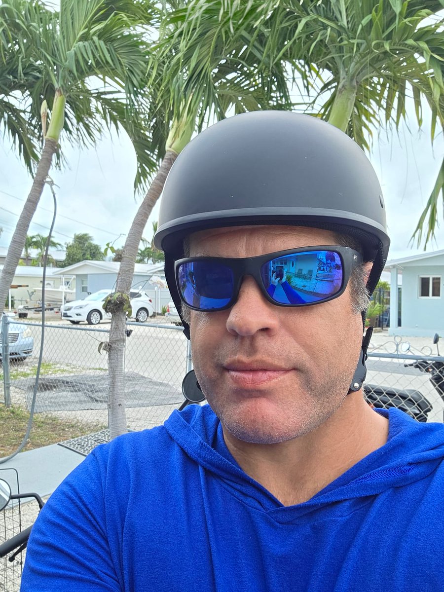 🚨 Get ready to ride in style with the Crazy Al's Smallest &amp; Lightest DOT Beanie Helmets! 🏍️

Available at The Bikers' Den! 🏁
bikersden.com/product-catego…

#CrazyAlsHelmets