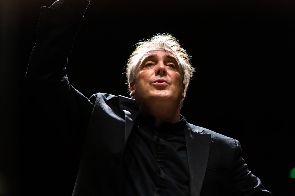 LACOtweets's tweet photo. 🎧 LACO is on the air March 23 at 7 pm! Relive the historic first concert after the pandemic at Walt Disney Concert Hall with Jaime Martín. Recorded on June 26, 2021. Tune in for an unforgettable cultural journey!
 📻 https://t.co/nMVY7kfV9D | https://t.co/vreOxeORDC https://t.co/uQjVhi9OMp