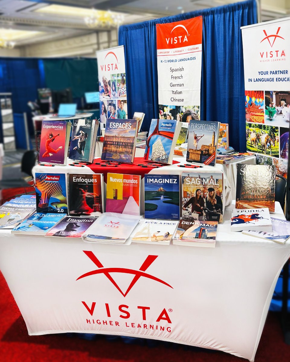 VHLHigherEd's tweet image. Having a blast at SCOLT in Nashville, Tennessee! 🎉 Huge congratulations to Huan Zhan, the 2025 Vista Higher Learning Future Language Educators Scholarship winner! 🏆
Special thanks to Jorge Arbujas Silva, our Director of Partnerships, for presenting the scholarship.