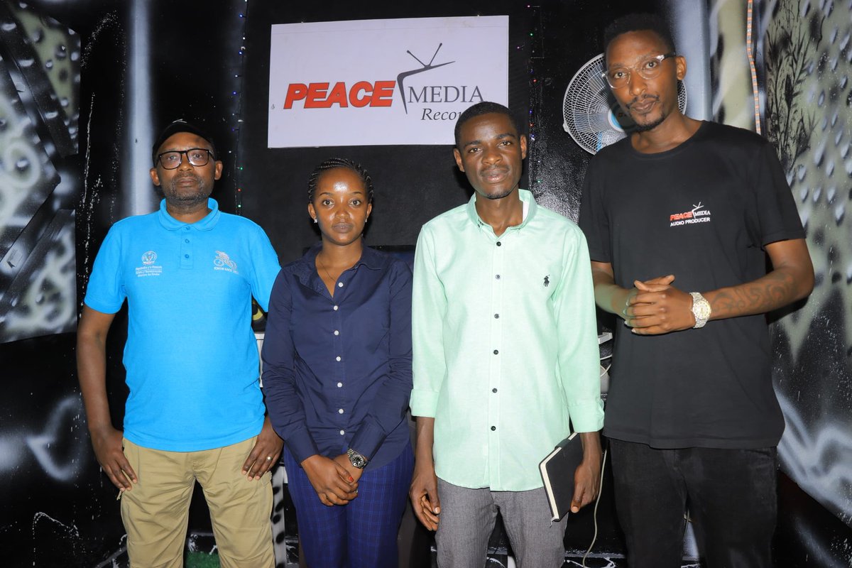 PEACE MEDIA EMPIRE (@peace_media_emp) on Twitter photo Mwakoze kugaruka bayobozi beza. Urubyiruko rwa <a href="/KireheDistrict/">Kirehe District</a> turabakunda cyane.
<a href="/uwimavava1/">Auré</a>
<a href="/VisitKirehe/">Visit Kirehe 🇷🇼</a>
<a href="/Yego_center_kir/">Kirehe_YEGO_centre</a>
<a href="/RwandaYouth/">Rwanda Youth Council</a> Mwakoze kugaruka bayobozi beza. Urubyiruko rwa <a href="/KireheDistrict/">Kirehe District</a> turabakunda cyane.
<a href="/uwimavava1/">Auré</a>
<a href="/VisitKirehe/">Visit Kirehe 🇷🇼</a>
<a href="/Yego_center_kir/">Kirehe_YEGO_centre</a>
<a href="/RwandaYouth/">Rwanda Youth Council</a>