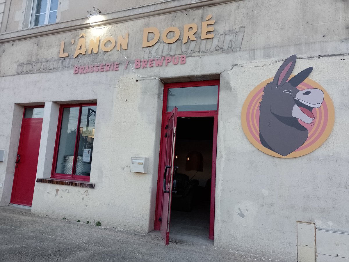 Il reste 5 places au tournoi Smash Brass' à l'Anon Doré à Poitiers ! 

Pour rappel le tournoi est sur Smash, Guilty Gear et pierre papier ciseau

C'est gratuit et il y a des bières et de la limonade artisanales à gagner ! 🍻

start.gg/tournament/sma…