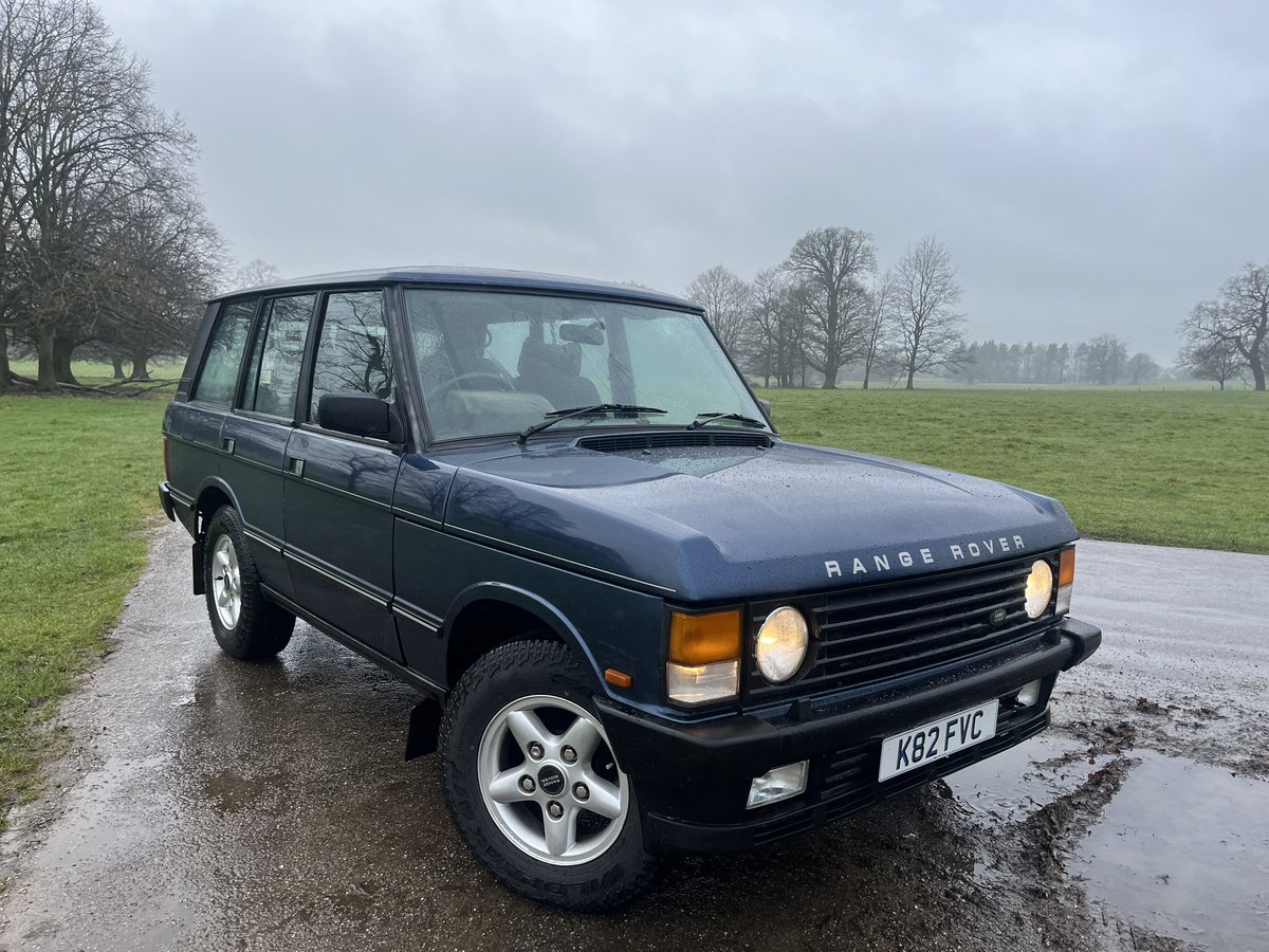 ShropsAeroPig's tweet image. A good show at the @NECRestoShow - pleasure to meet @ChrisFM52E and admire his B3 Audi 80 and I came away with OEM floor mats for the Range Rover Classic (from Atkinson engineering next to auction area) and a local specialist prepared to investigate &amp;amp; fix the coolant leak! #RRC