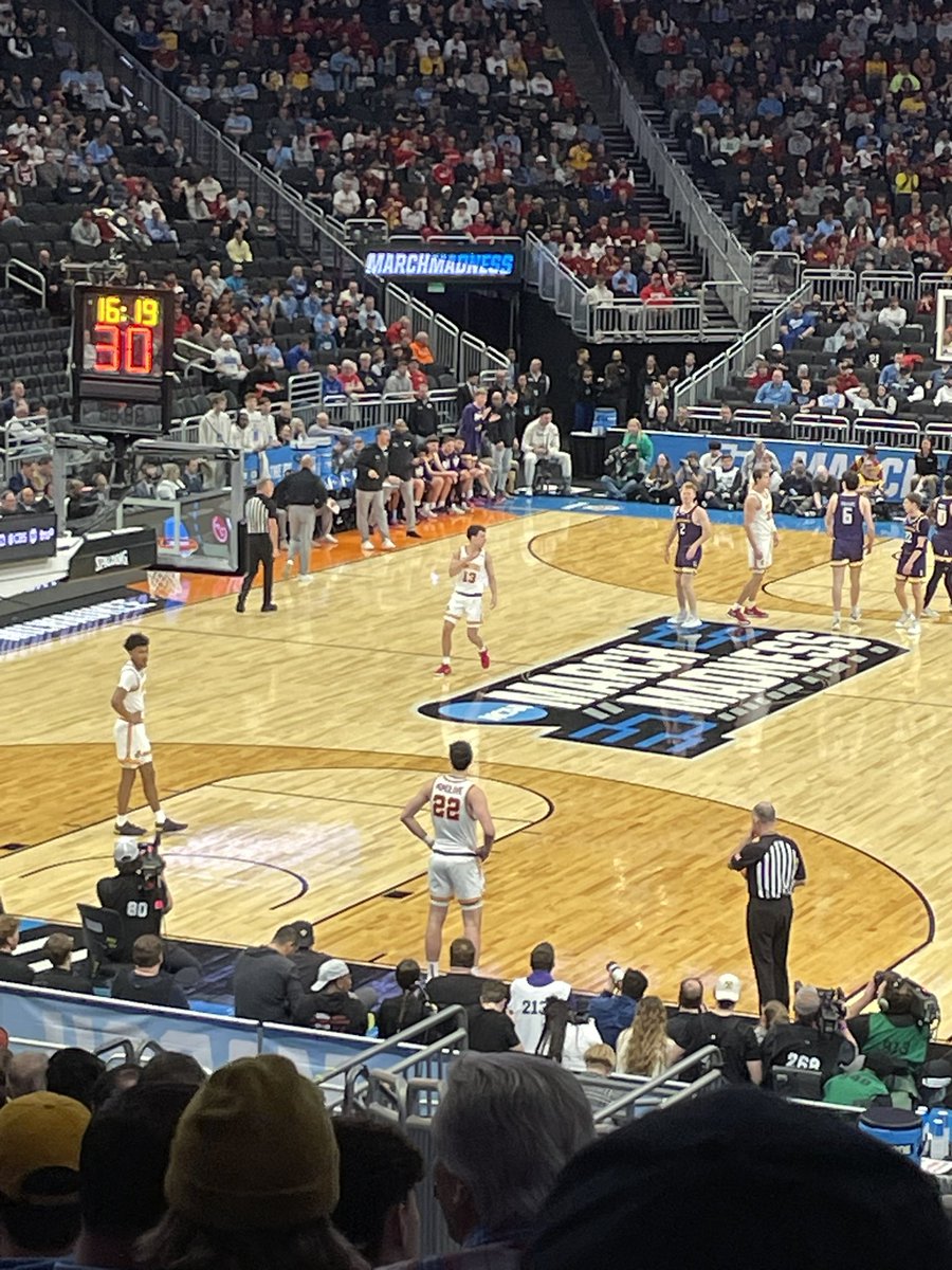 excel_incel's tweet image. Barry is an advocate for Iowa State and their run this year. 22 the Serbian kid is going to have a game.
#SerbianFreak
#pondscum