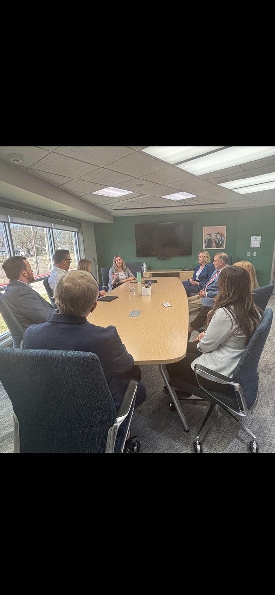 GSGjcmo's tweet photo. Honored to host @GovMikeKehoe at the SW MO CASA clubhouse in Springfield. Grateful for his leadership and unwavering support for Missouri's youth. #MOCASA #SpringfieldMO https://t.co/zdPztZ1ygp