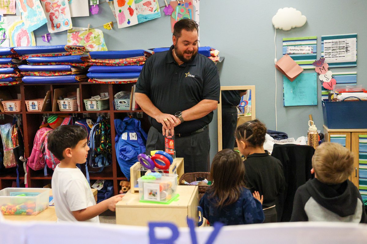 CSISD's tweet photo. #CSISDBoard members & district leaders visited College Hills Elementary today! They joined lessons, explored student projects & saw what makes College Hills special.
Thank you to the students & staff for sharing your hard work with us! 👏🎉 #CSISDTogether https://t.co/DKTi3kUYgL