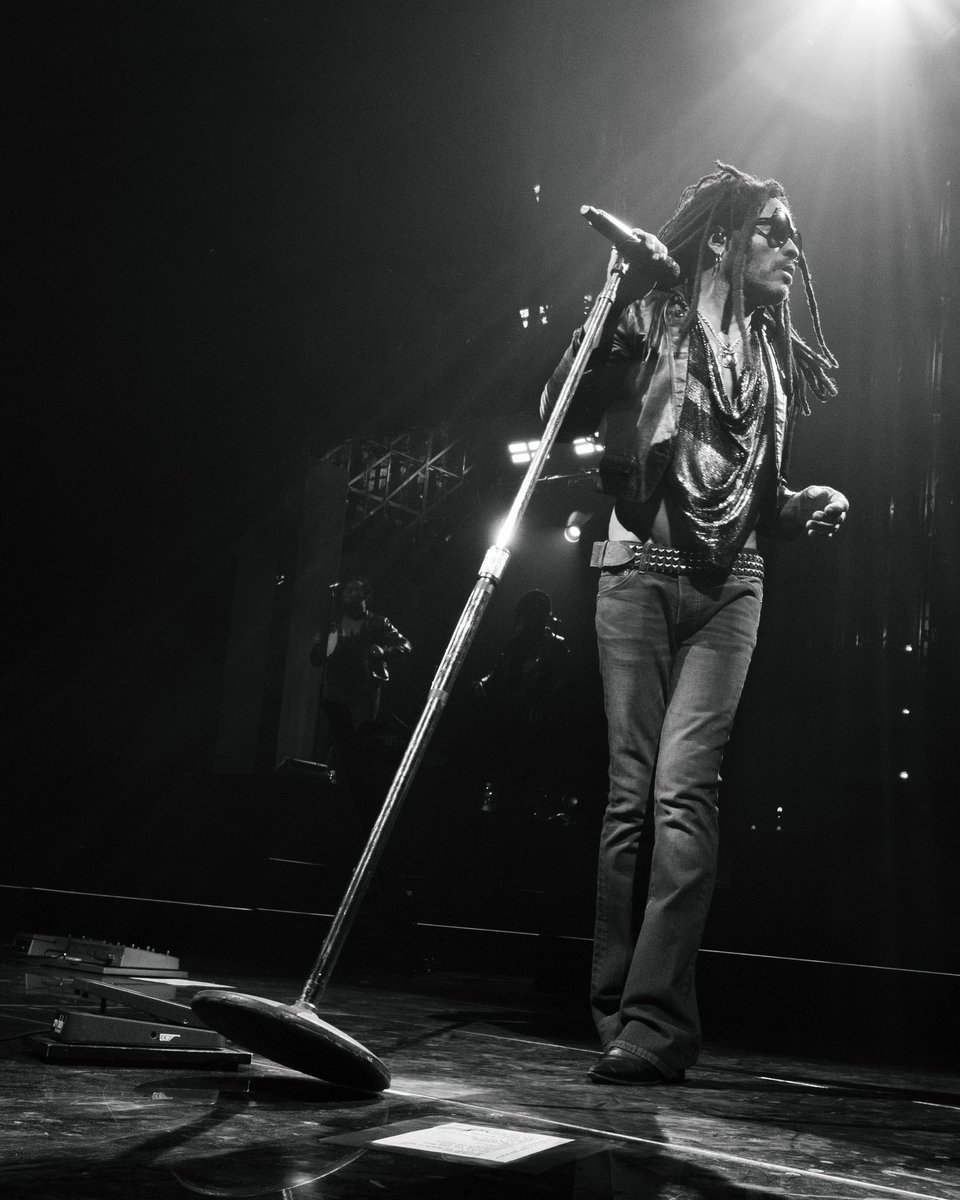 LennyKravitz's tweet photo. Blue Electric Light is on tomorrow night in Denmark… see y’all there.

📸: Mia Ross https://t.co/Ys6LbtiS9u