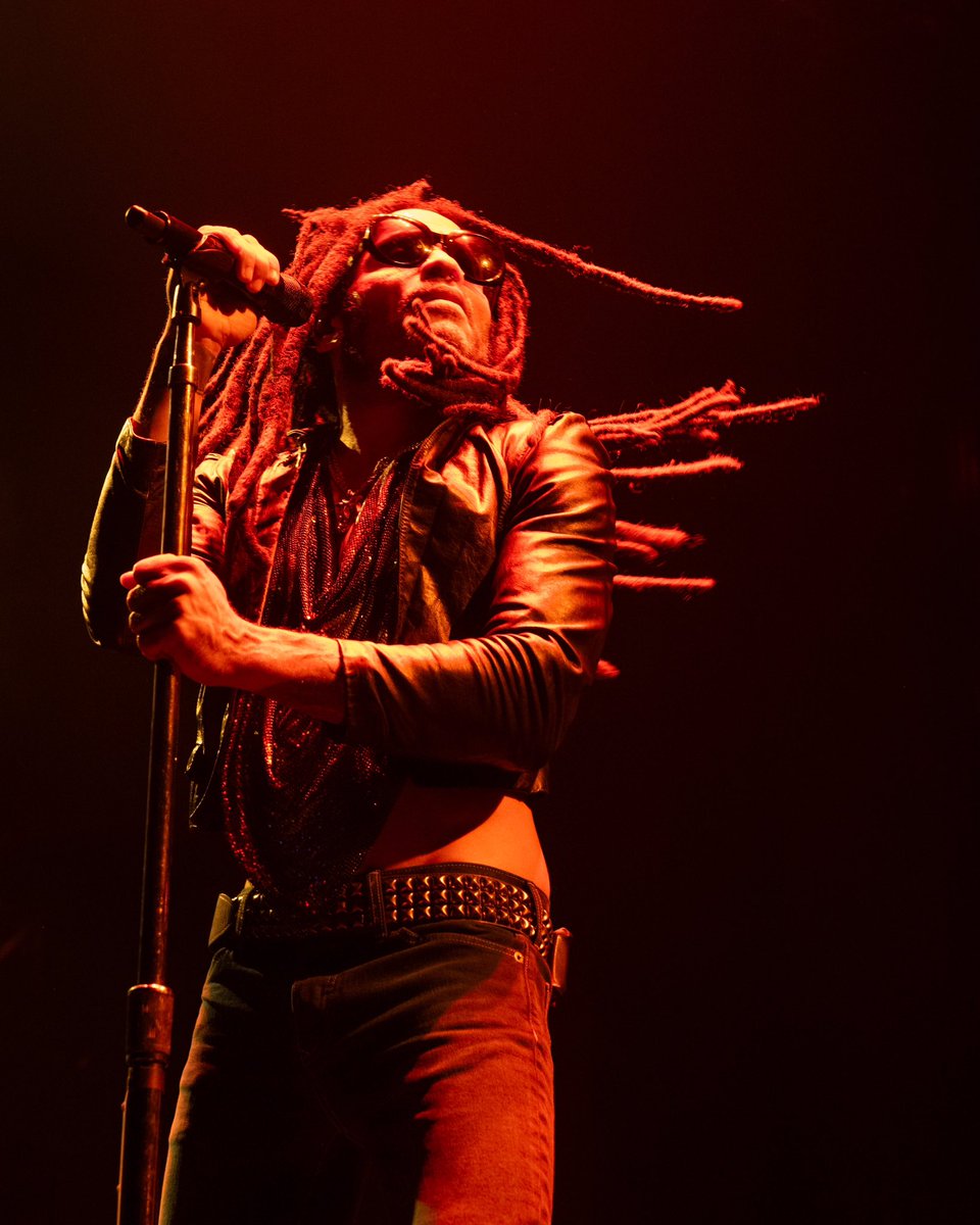 LennyKravitz's tweet photo. Blue Electric Light is on tomorrow night in Denmark… see y’all there.

📸: Mia Ross https://t.co/Ys6LbtiS9u