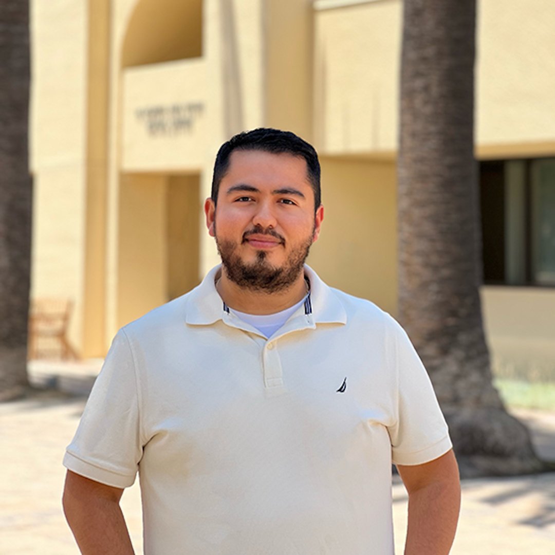 The GSEP Spotlight Series highlights students &amp; alumni whose journeys reflect Purpose, Service, &amp; Leadership in action. Our next spotlight showcases Christian Sandoval, an MA in Clinical Psych MFT alum &amp; current PsyD student.

Spotlight: bit.ly/41Ap4m4