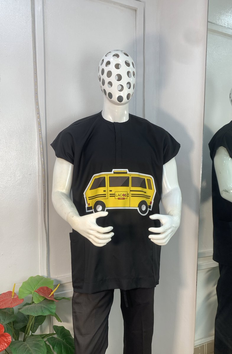 sisi_moji's tweet image. Frame 1 -20,000 top only
Frame 2 - Sweatshirt 40k (top and pant)
Frame 3 - 70k ( kaftan and cap)
Frame 4 - 50k (top and pant )
Location- Ibadan
Contact +2348074149797