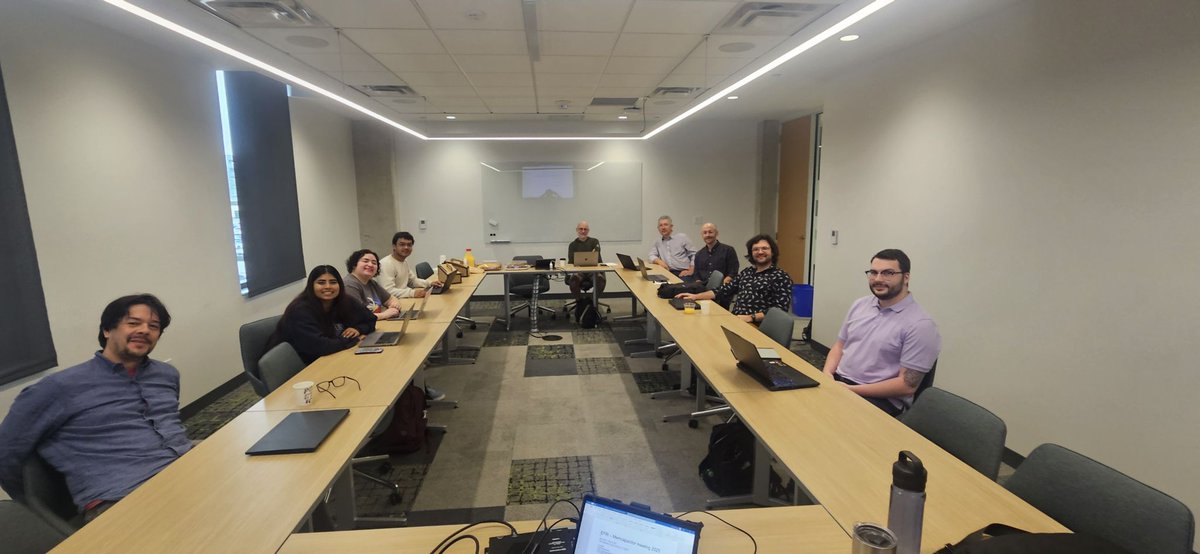 ai_utsa's tweet image. Dr. Fidel Santamaria hosted the 2025 NSF EFRI Memcapacitor Meeting uniting top researchers (Drs. Andy Sarles, Christof Teuscher and Yuriy V. Pershin) to advance energy-efficient AI. Special shoutout to the talented students and postdocs who contributed significantly. Innovation…
